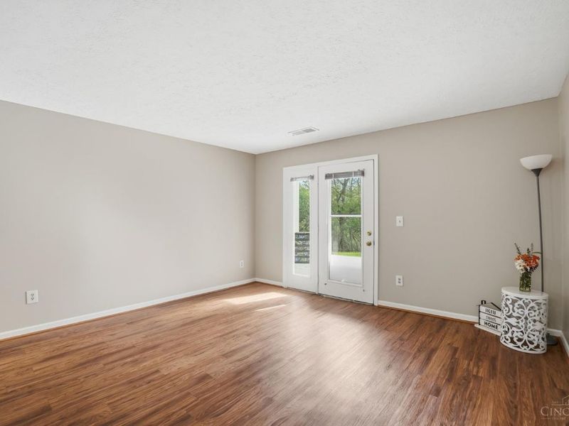 556 Aspen Glen Drive, Unit 802, Union Twp, OH 45244 Photo 9