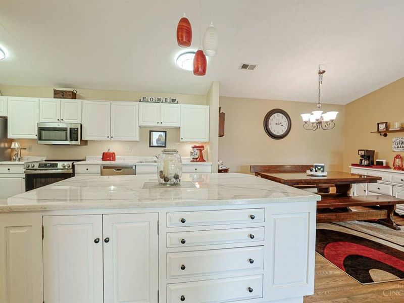 4897 Bordeaux Lane, Mason, OH 45040 Photo 11