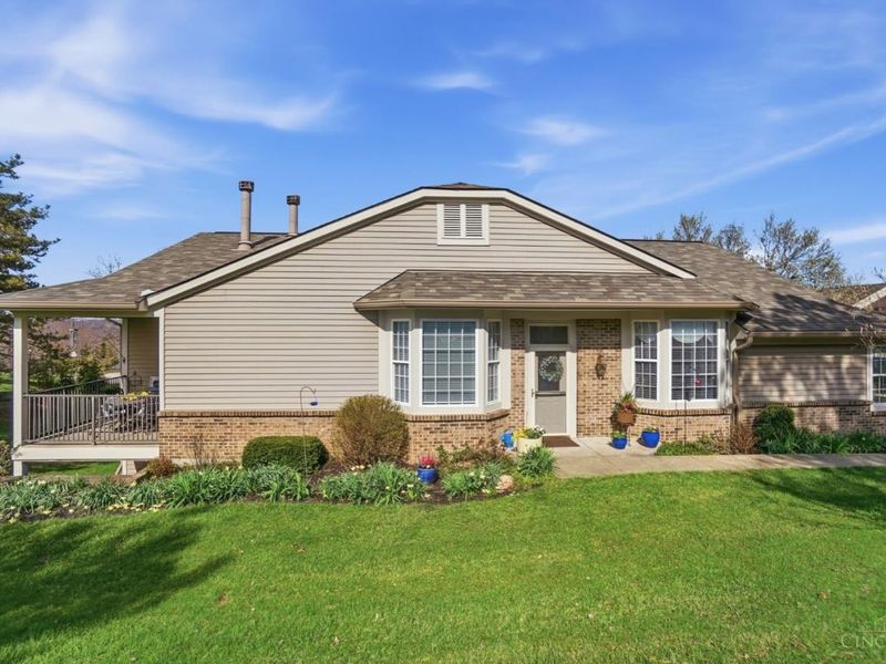 2469 Walnutview Court, Cincinnati, OH 45230 Photo 1