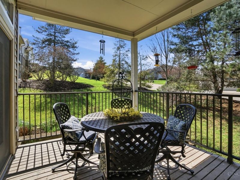 2469 Walnutview Court, Cincinnati, OH 45230 Photo 11