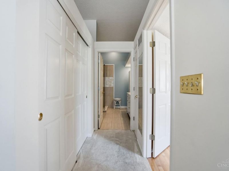 2469 Walnutview Court, Cincinnati, OH 45230 Photo 32