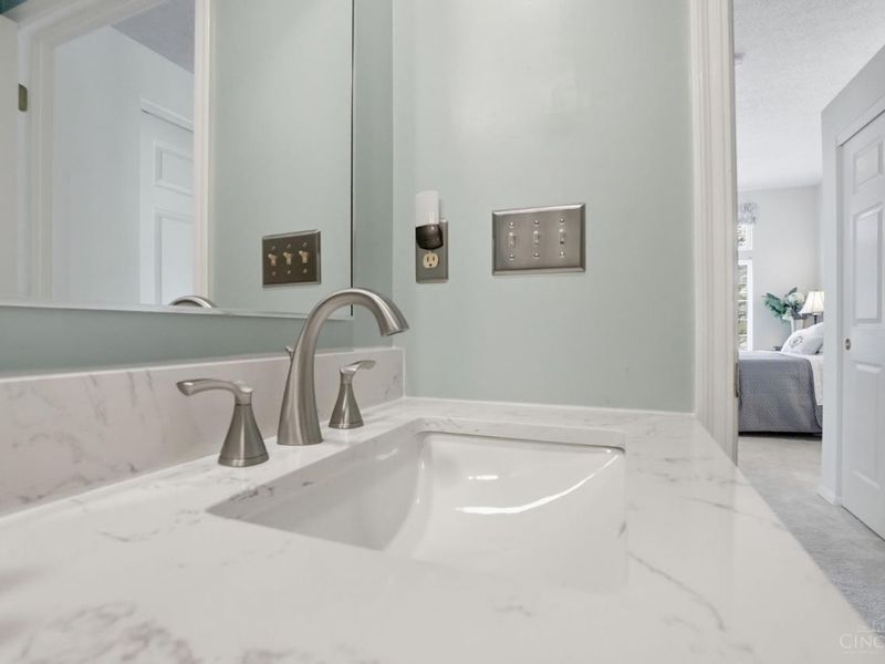 2469 Walnutview Court, Cincinnati, OH 45230 Photo 35