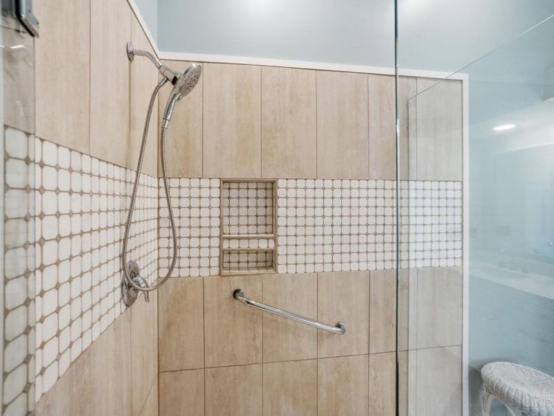 2469 Walnutview Court, Cincinnati, OH 45230 Photo 37