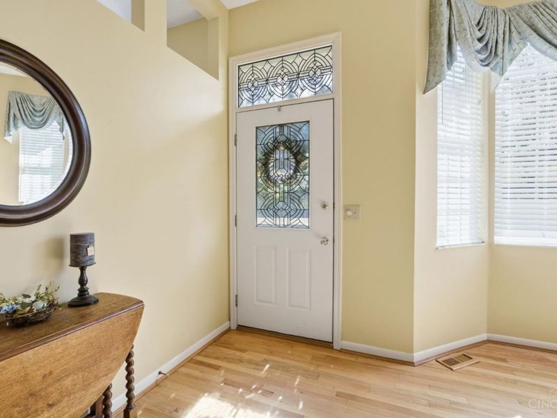 2469 Walnutview Court, Cincinnati, OH 45230 Photo 4