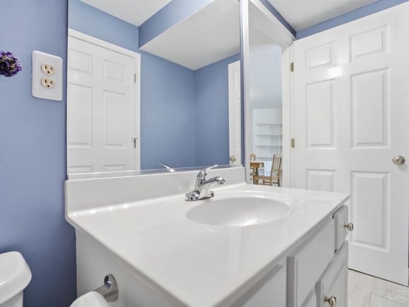 2469 Walnutview Court, Cincinnati, OH 45230 Photo 69