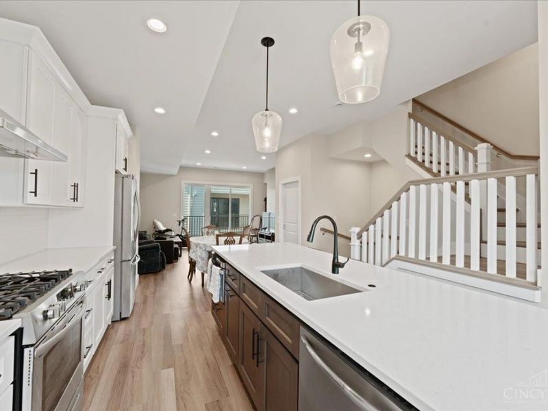 3906 Edwards Road, Unit B, Cincinnati, OH 45209 Photo 18