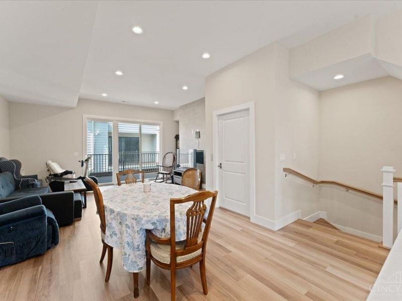 3906 Edwards Road, Unit B, Cincinnati, OH 45209 Photo 25