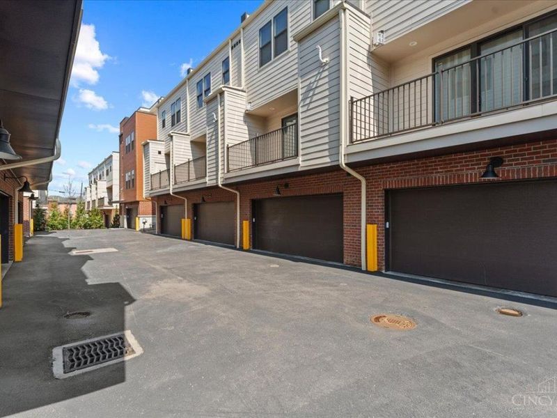 3906 Edwards Road, Unit B, Cincinnati, OH 45209 Photo 29