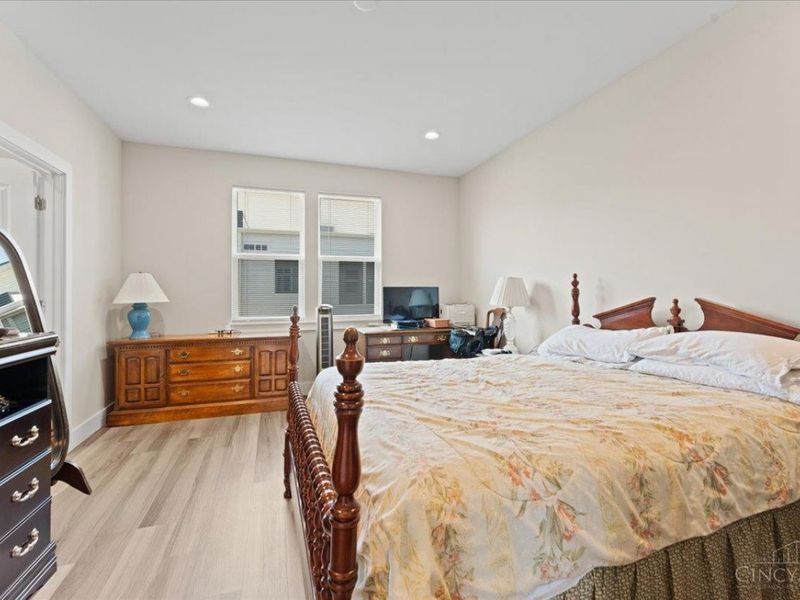 3906 Edwards Road, Unit B, Cincinnati, OH 45209 Photo 34