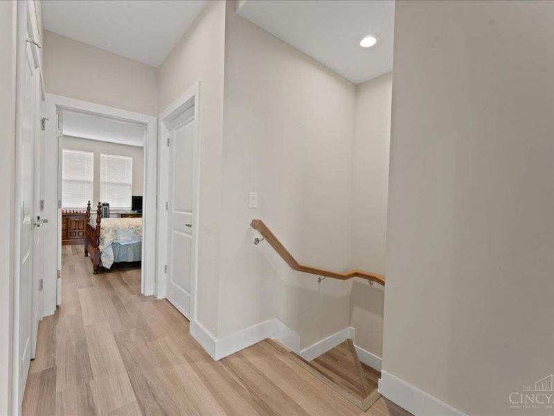 3906 Edwards Road, Unit B, Cincinnati, OH 45209 Photo 36