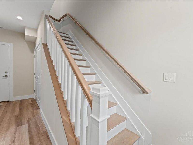 3906 Edwards Road, Unit B, Cincinnati, OH 45209 Photo 8