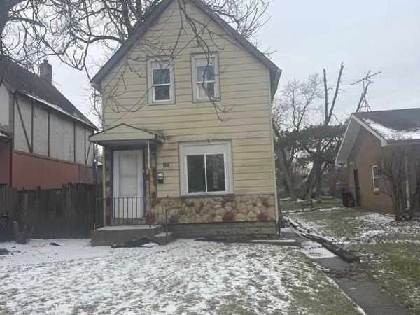 426 Calumet Boulevard , Harvey, IL 60426