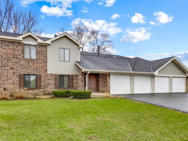 961 Cumberland Court , Unit A2, Roselle, IL 60172