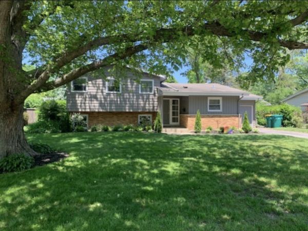 1006 BROOKSIDE Lane , Deerfield, IL 60015