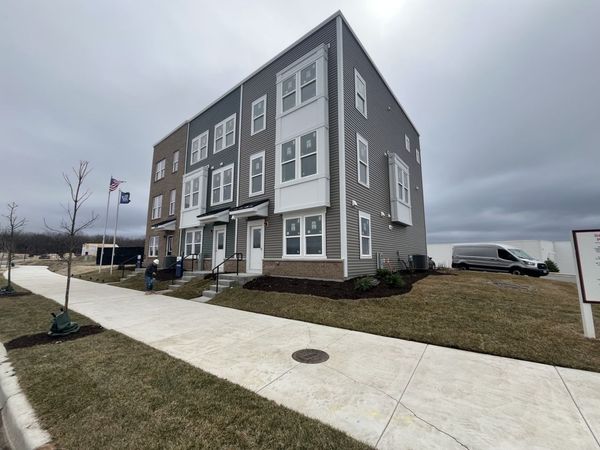 2635 Lohan Way , Unit 1, Hoffman Estates, IL 60192