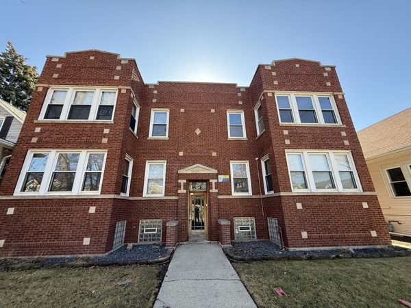 5217 W Cuyler Avenue, Unit 2E, Chicago, IL 60641