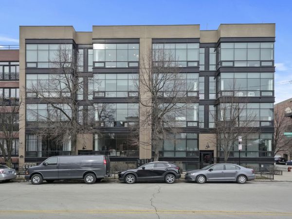 838 W Erie Street, Unit 1W, Chicago, IL 60642