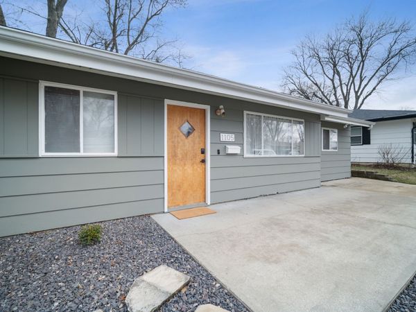 1105 Julienne Drive , Normal, IL 61761