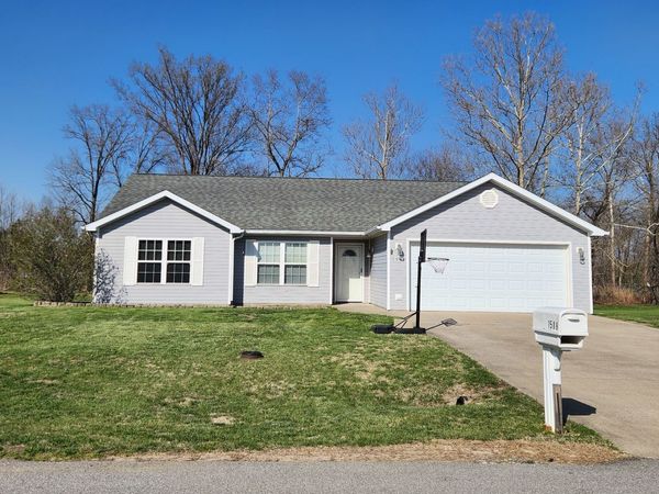 1508 Hawkeye Court , Carterville, IL 62918