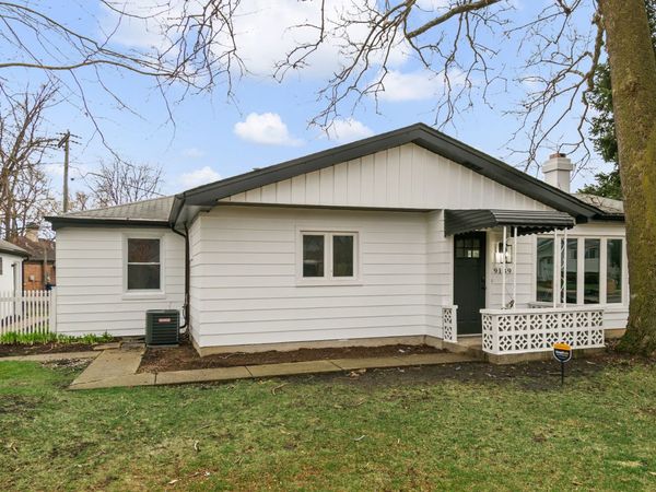 9139 Robinson Avenue , Franklin Park, IL 60131