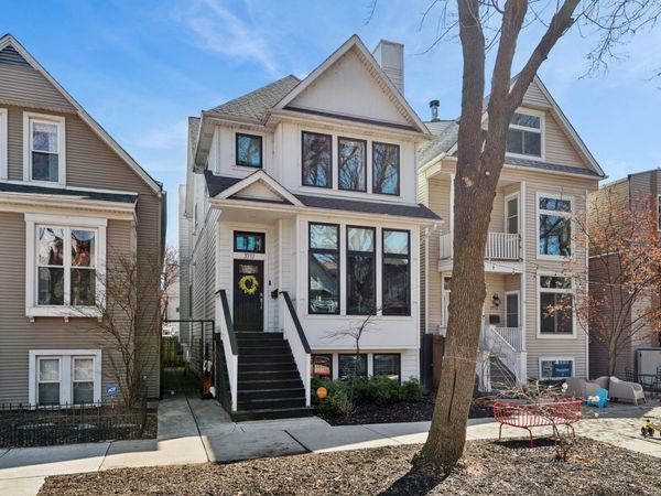 3717 N HERMITAGE Avenue, Chicago, IL 60613