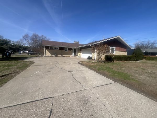 4019 5th Street , East Moline, IL 61244