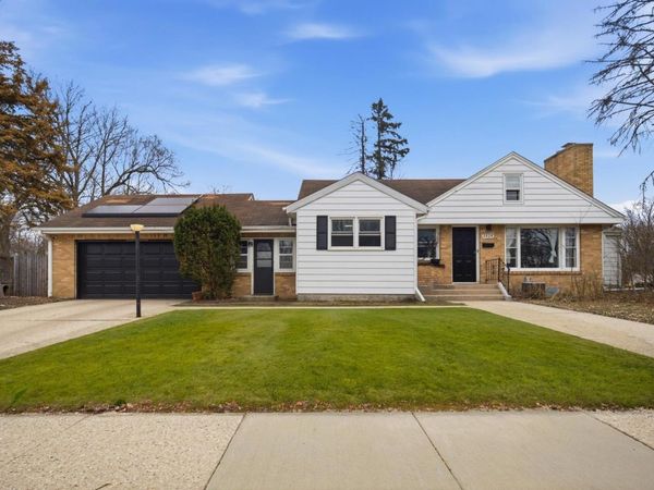 2026 Nebraska Road, Rockford, IL 61108