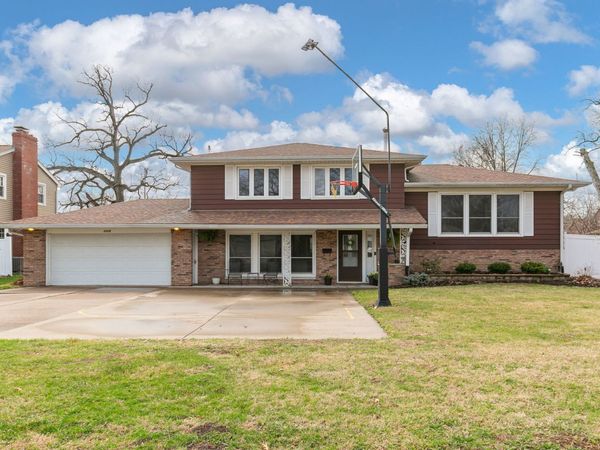 2316 29 1/2 Street , Rock Island, IL 61201