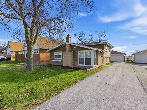 16743 Butterfield Drive , Country Club Hills, IL 60478