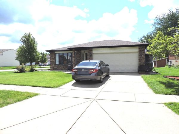 6931 Coachwood Trail , Tinley Park, IL 60477