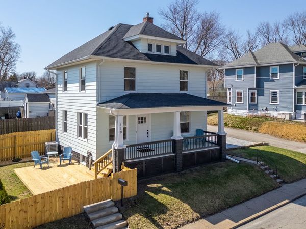 119 E Hayes Street , Davenport, IA 52803