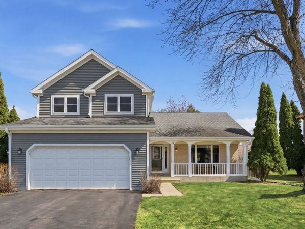 330 Indian Ridge Trail , Wauconda, IL 60084
