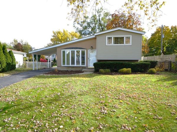 203 Valerie Court, Glenview, IL 60025