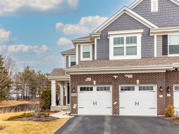 23264 N Pinehurst Drive , Kildeer, IL 60047