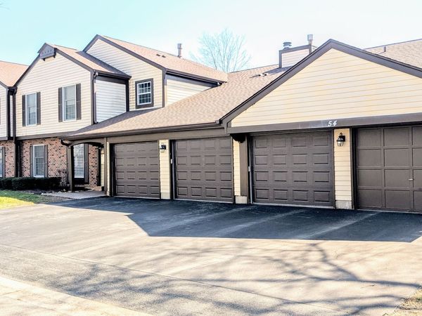 54 Plymouth Court , Unit 102D, Naperville, IL 60565
