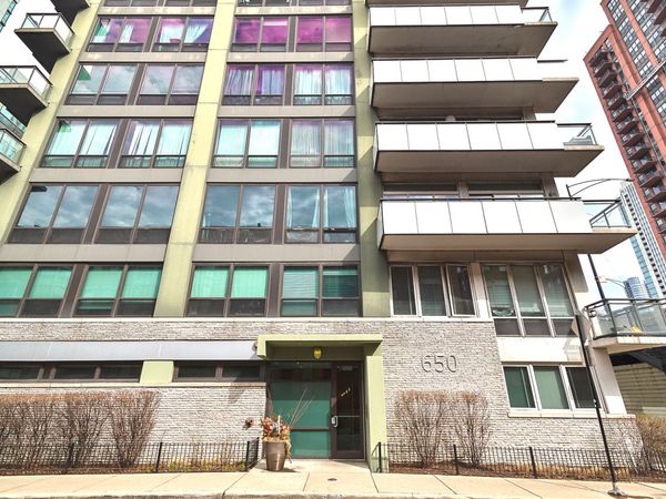 650 W WAYMAN Street , Unit 206C, Chicago, IL 60661