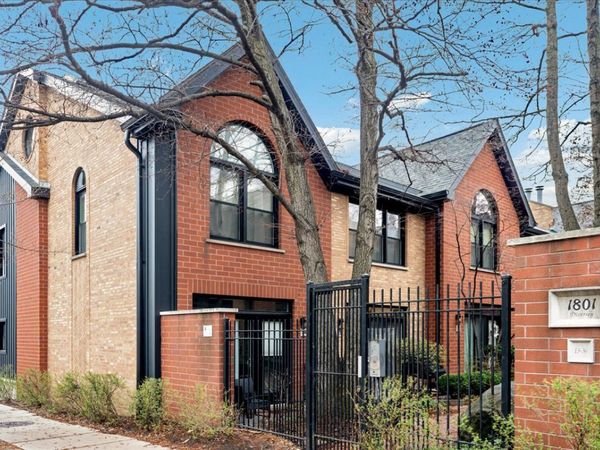 1801 W Diversey Parkway, Unit 23, Chicago, IL 60614