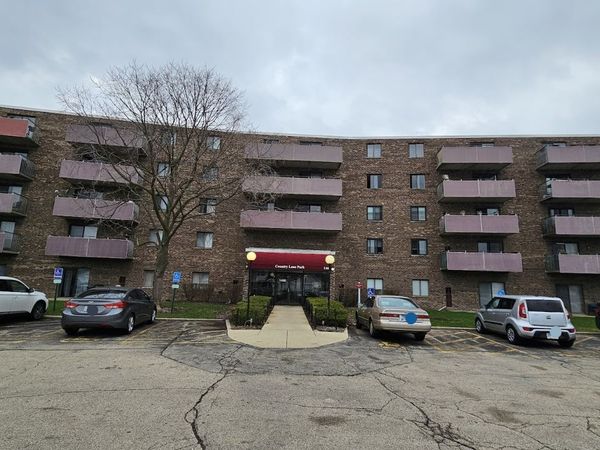 1460 Fairlane Drive , Unit 329, Schaumburg, IL 60193