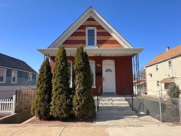 10710 S Green Bay Avenue, Chicago, IL 60617