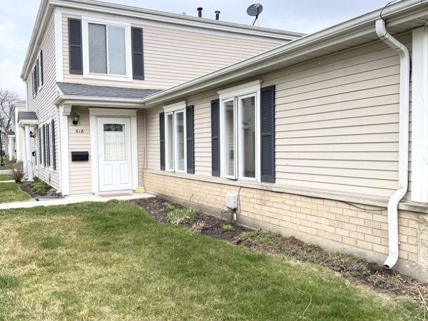 618 E Old Willow Road , Unit 183-B, Prospect Heights, IL 60070