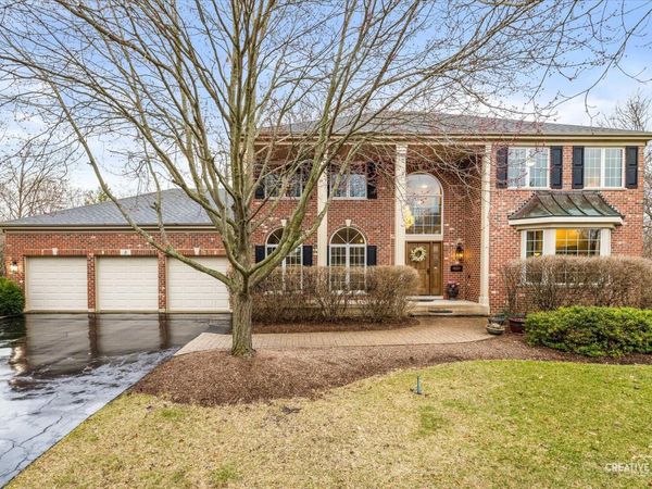 3 Rochester Court , Algonquin, IL 60102