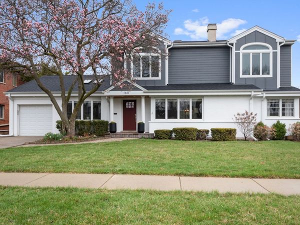 160 E LAHON Street , Park Ridge, IL 60068