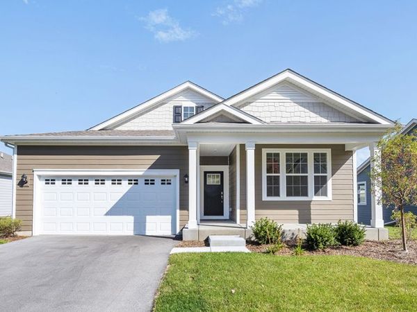 789 Mesa Lane, Pingree Grove, IL 60140