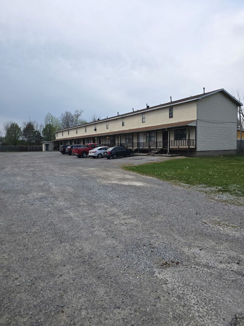 749 N Division Street, Du Quoin, IL 62832 Main Photo