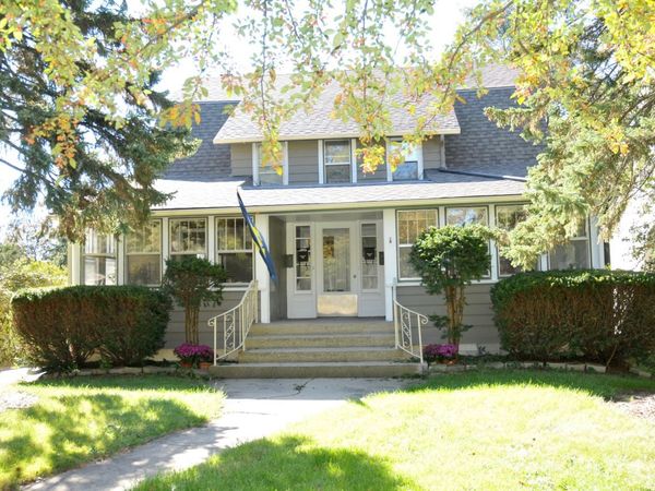 101 Horne Street , St. Charles, IL 60174