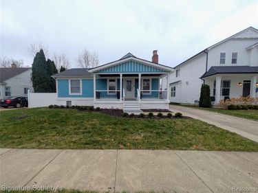 2059 Columbia Road, Berkley, MI 48072