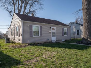 2205 S Vine Street, Muncie, IN 47302