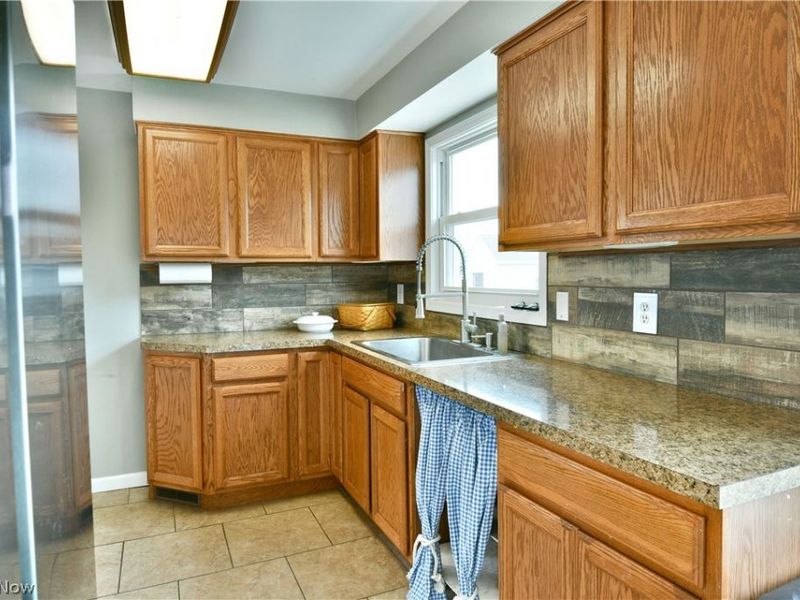 4481 Nutwood Avenue , Warren, OH 44483 Photo 24