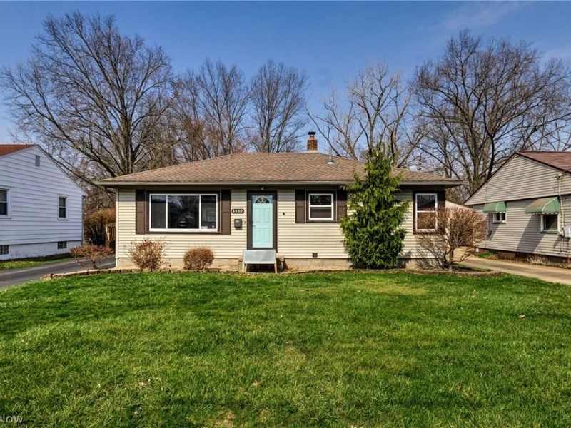 1440 Eastland Avenue SE, Warren, OH 44484 Photo 1