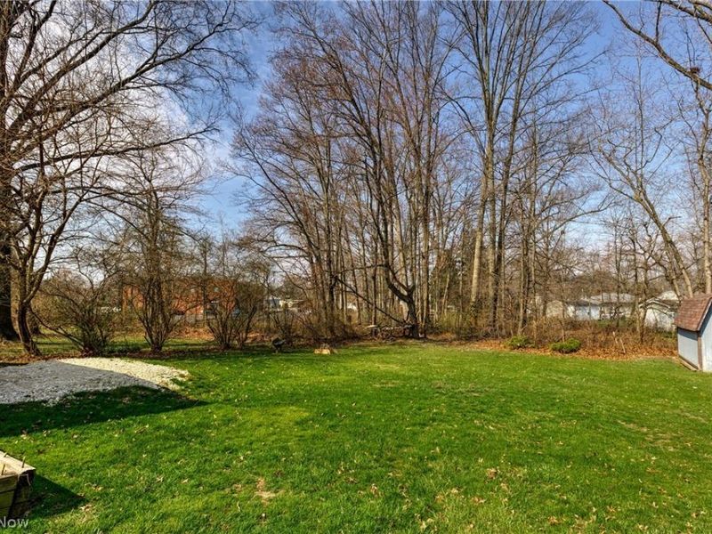 1440 Eastland Avenue SE, Warren, OH 44484 Photo 17